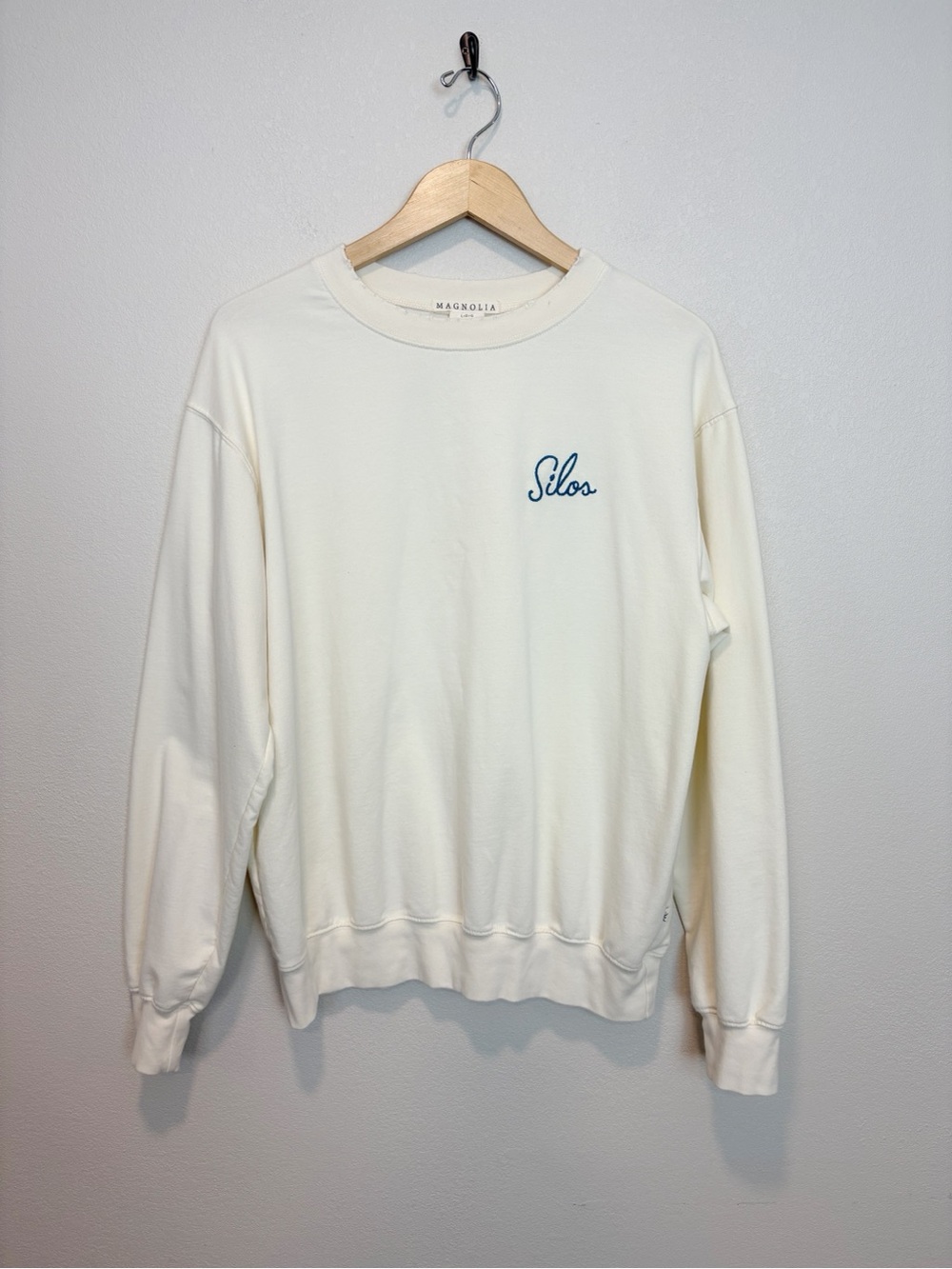 Magnolia Cream Sweatshirt with Blue 'Silos' Chest Embroidery Soft Comfy Large